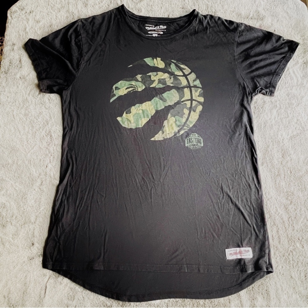 Mitchell ness nba Toronto raptors T-shirt size XL